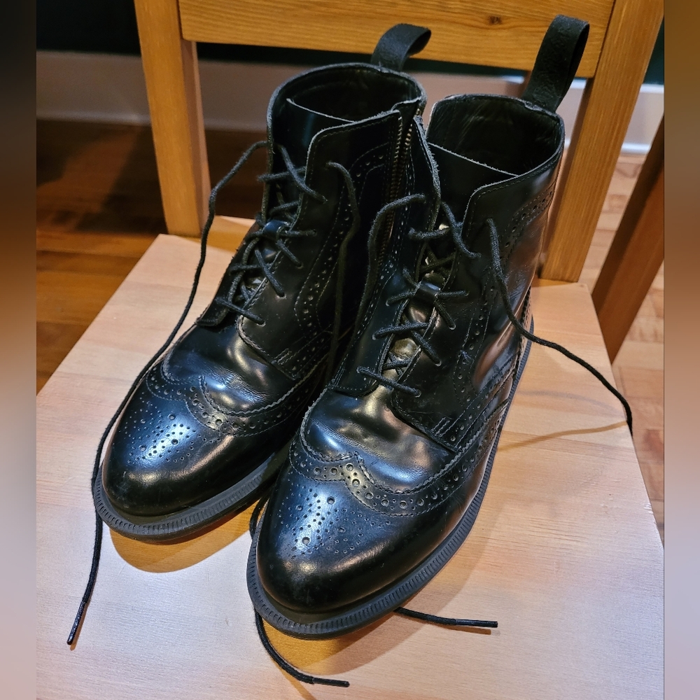 Dr. Martens Wingtip Boots FINAL PRICE